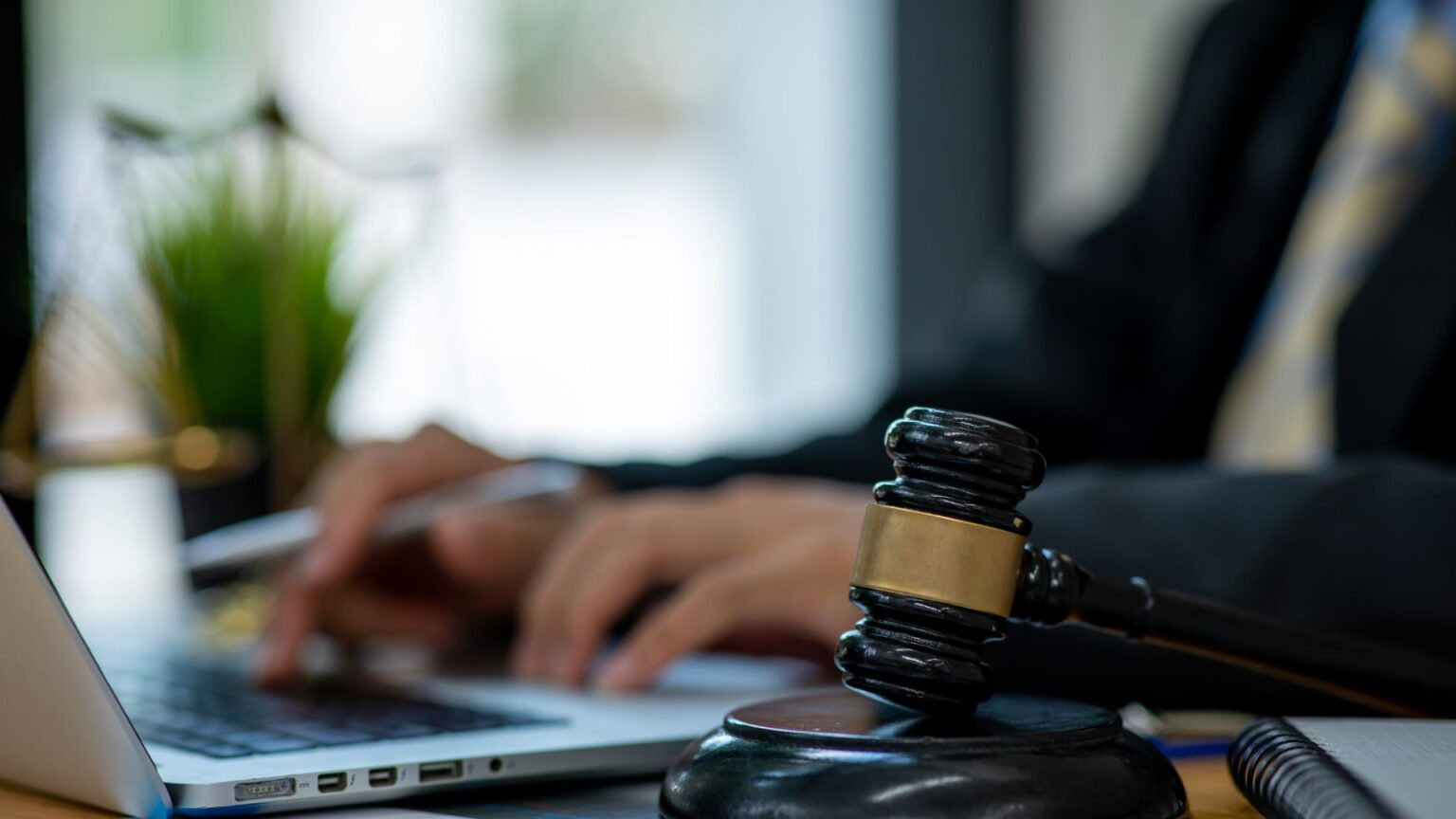 Daños y perjuicios, abogados en materia contractual, abogado neuquen, abogado san martín de los andes, abogado junin de los andes